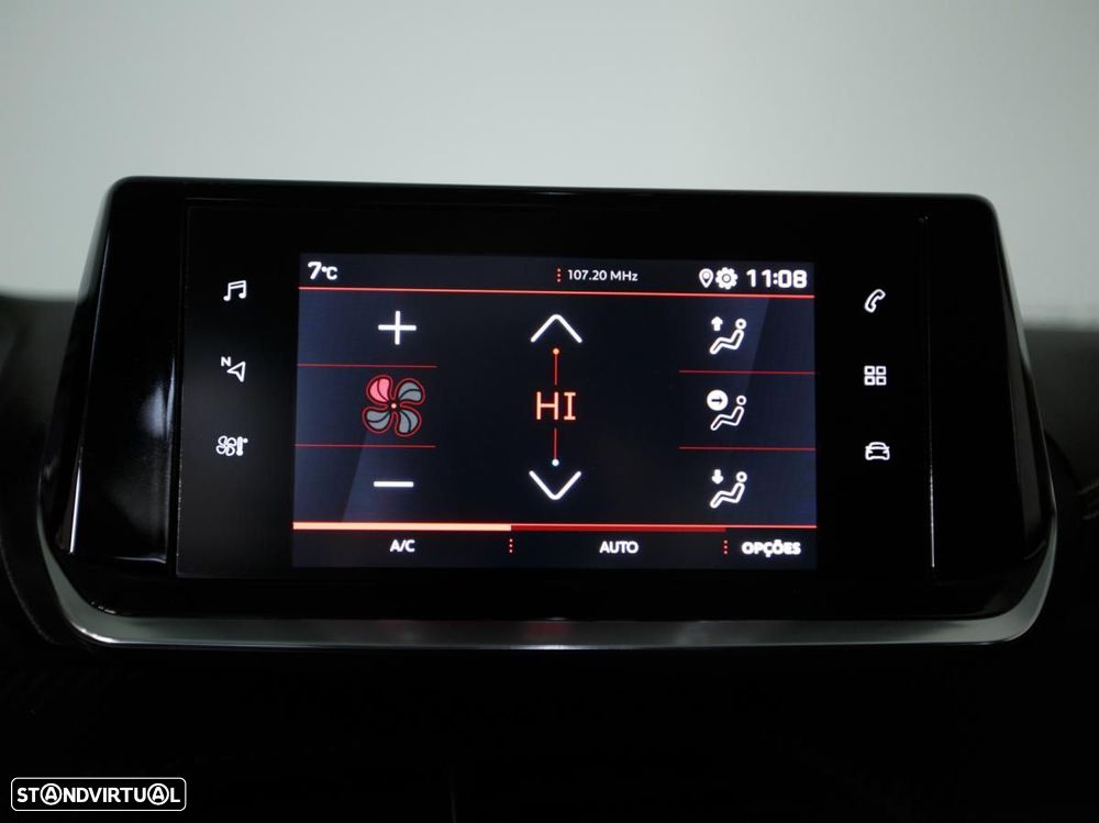 Peugeot 2008 1.5 BlueHDi GT EAT8 - 19