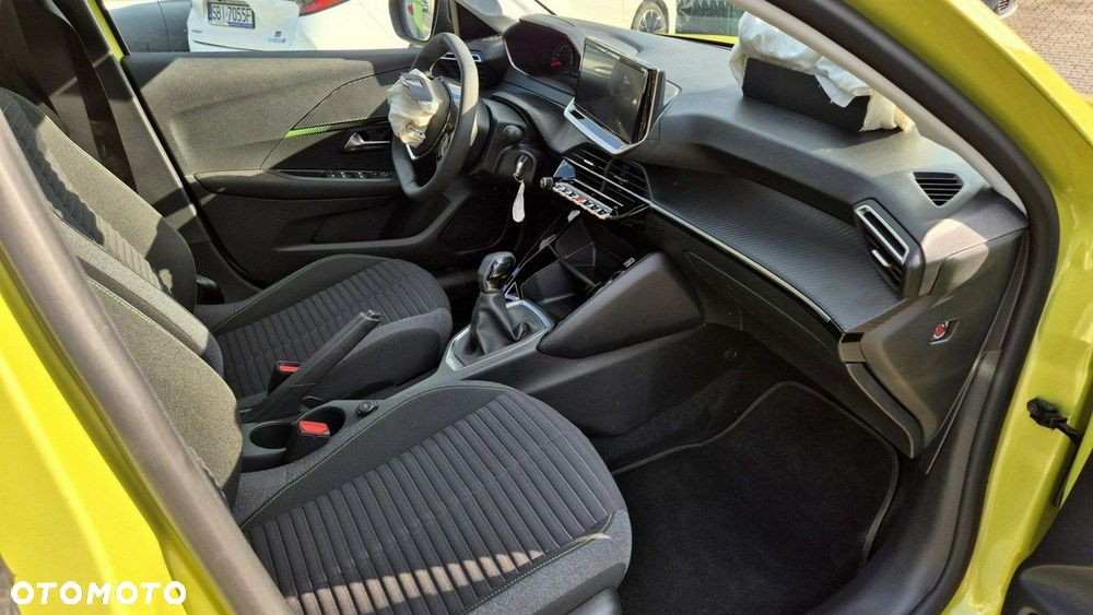 Peugeot 208 1.2 PureTech Active S&S - 11