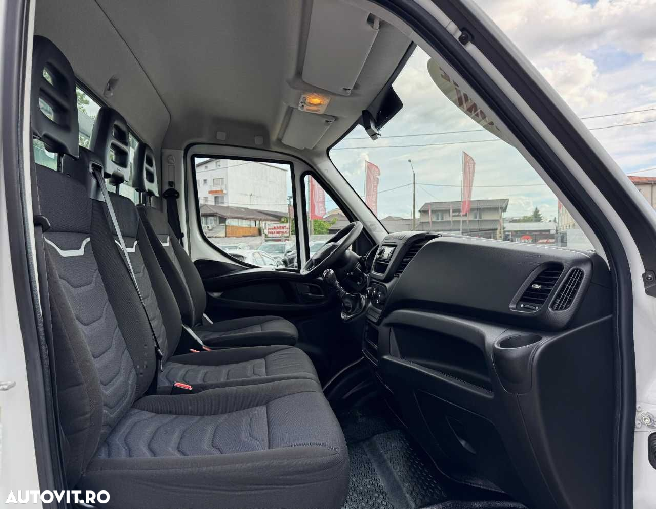 Iveco DAILY PLATFORMA PUNTE DUBLA - 16