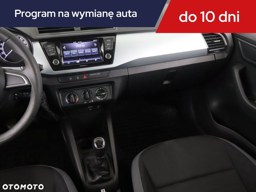 Skoda Fabia - 10