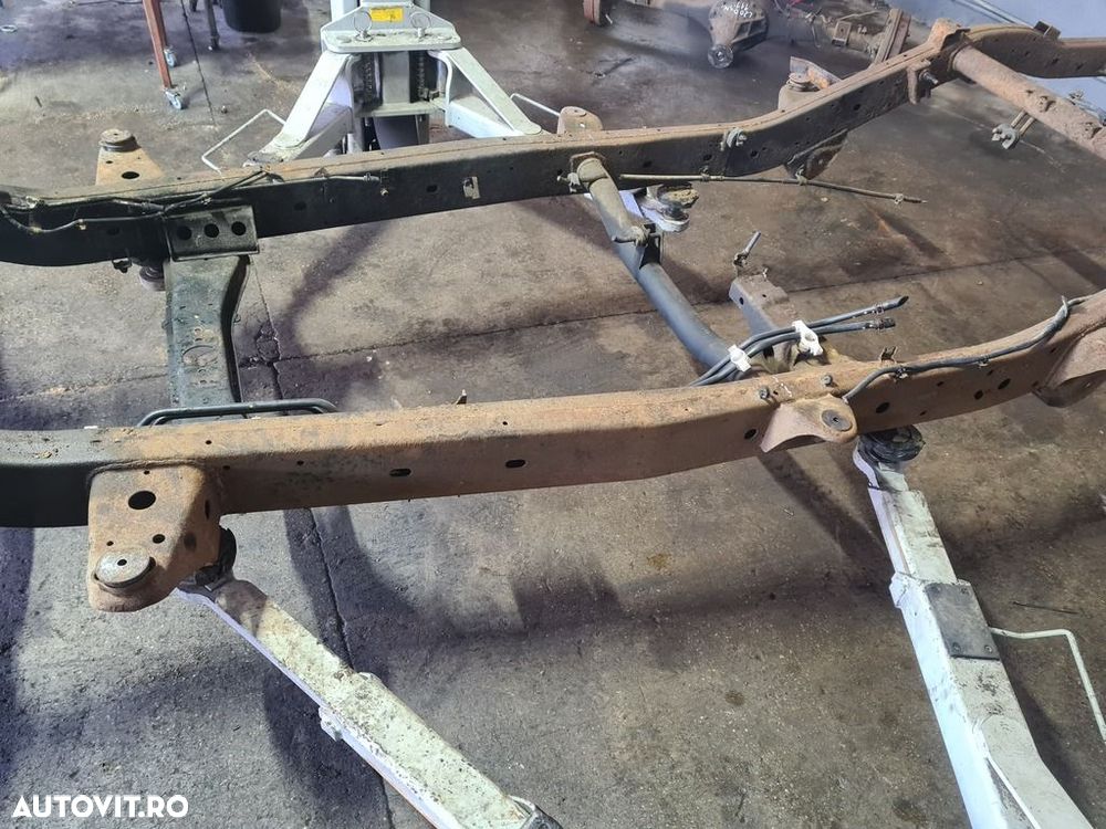 Sasiu Mitsubishi L200 Facelift 2.5 Diesel 2014 2010 - 2015 SUV (911) - 10