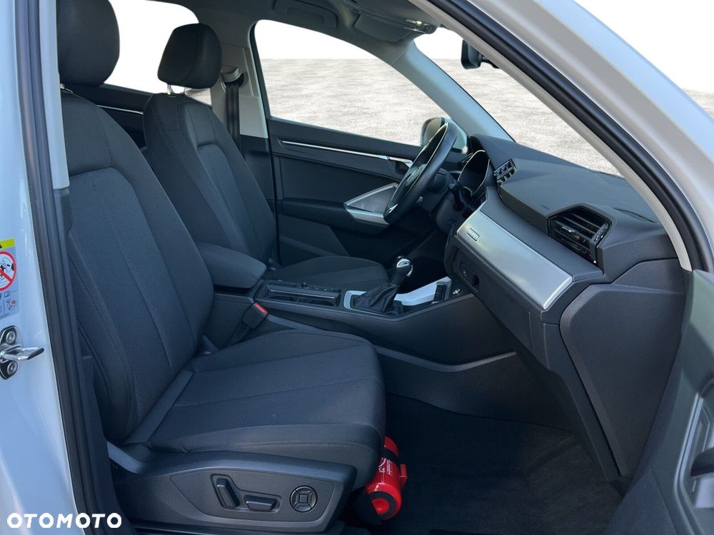 Audi Q3 40 TDI Quattro S Line S tronic - 18
