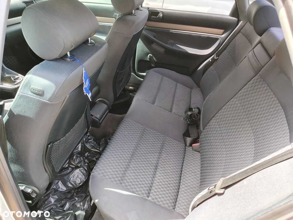Audi A4 Limousine 1.8 - 12