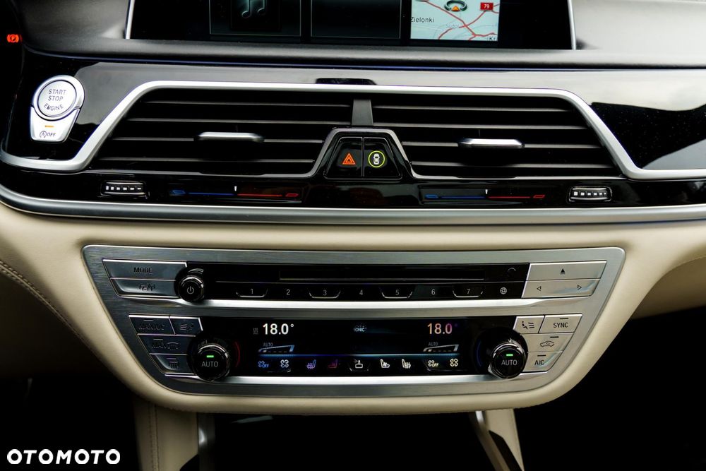 BMW Seria 7 - 27