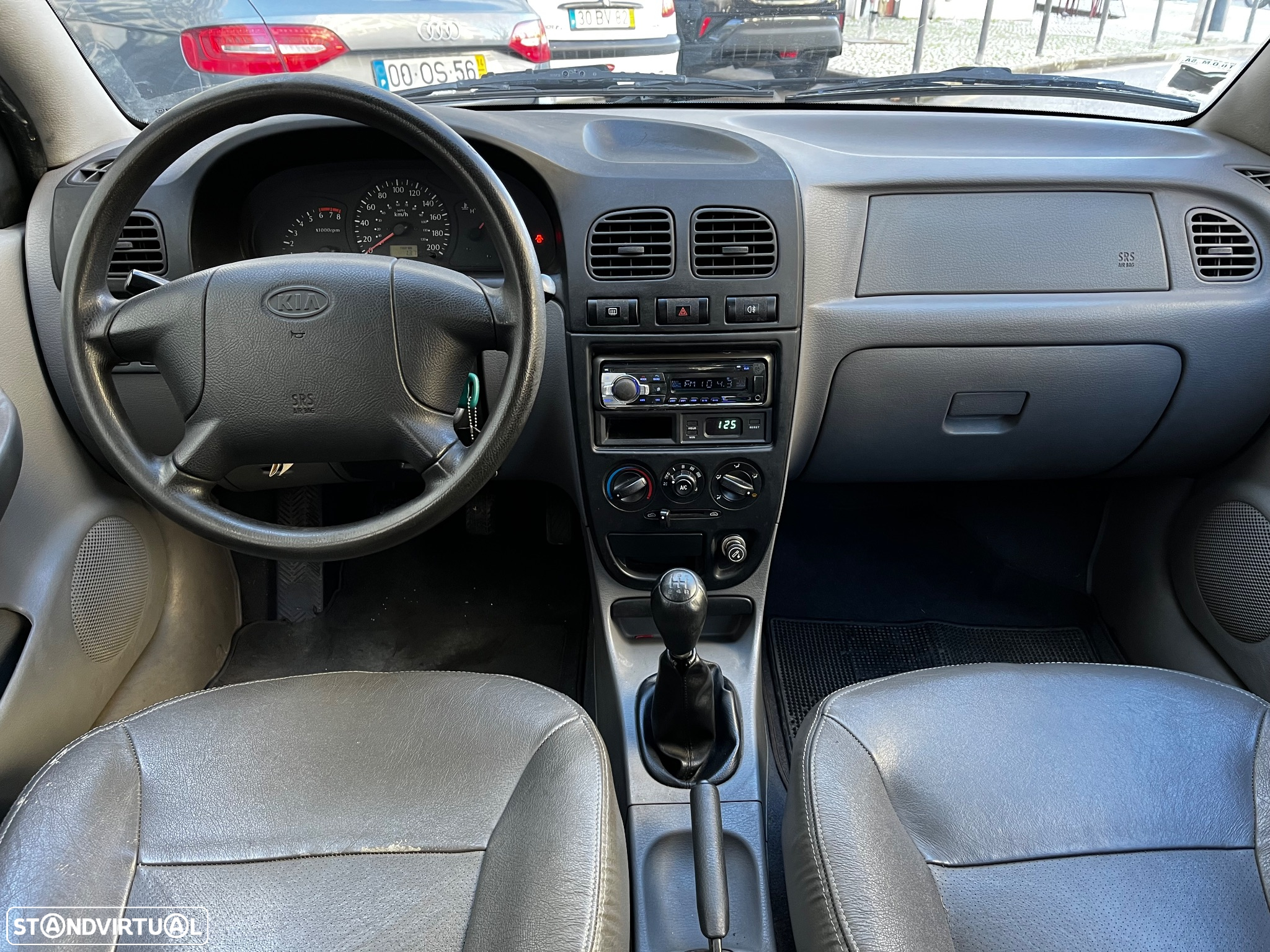 Kia Rio SW 1.3 LS Confort - 6