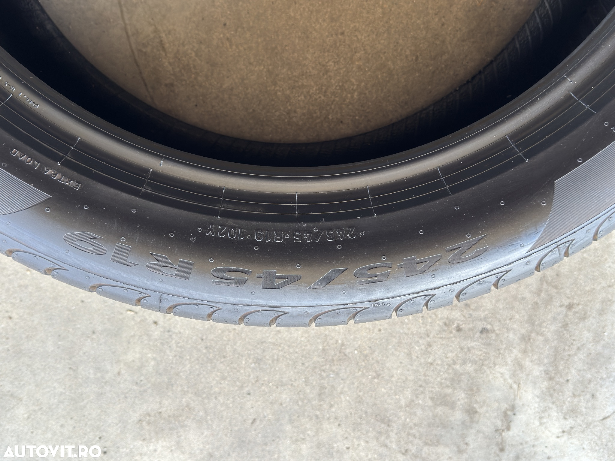 Vând 2 anvelope 245/45/19 pirelli de vară ca noi - 5
