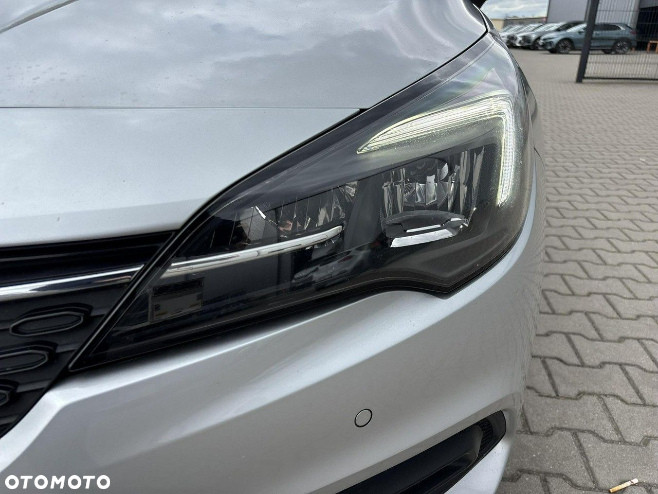 Opel Astra V 1.4 T Edition S&S - 9