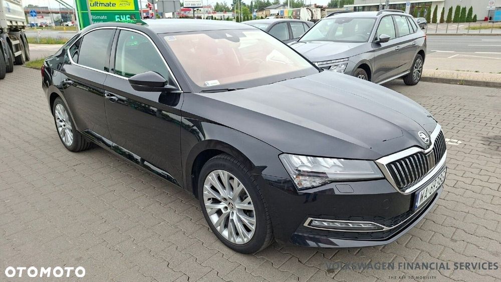 Skoda Superb 2.0 TDI SCR 4x4 Style DSG - 4