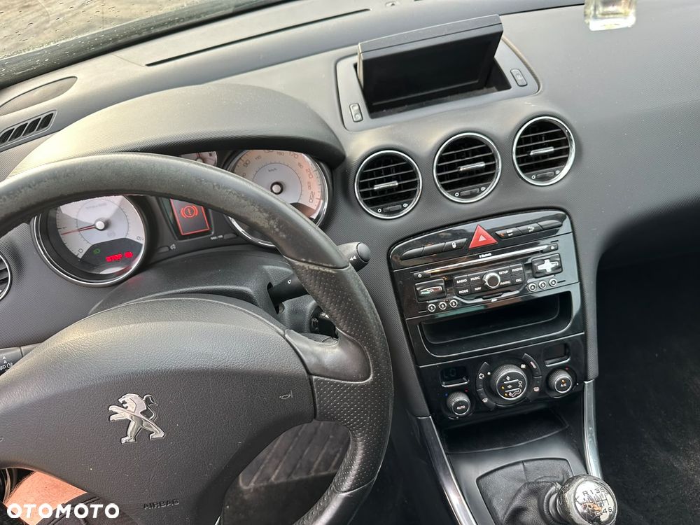 Peugeot 308 CC HDi FAP 165 Allure - 16