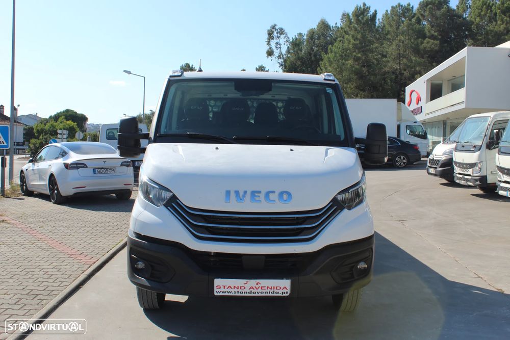Iveco DAILY 35-180 CAB/DUPLA HiMatic // 3.000 cc // 180 cv - 2