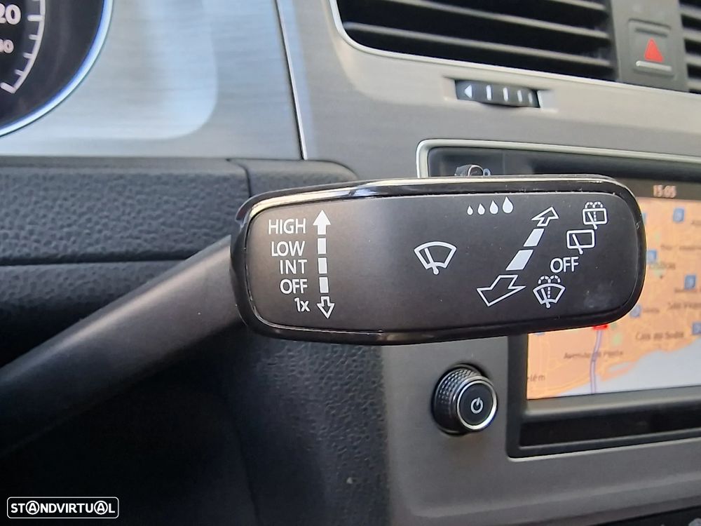VW Golf 1.6 TDI BlueMotion DSG Lounge - 27