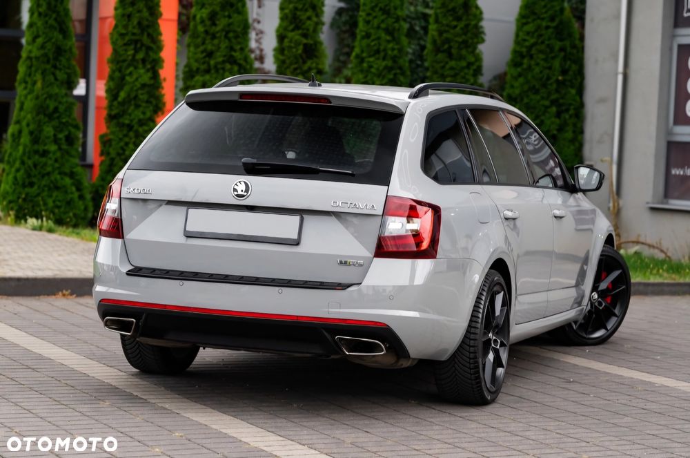 Skoda Octavia 2.0 TSI DSG RS 230 - 17