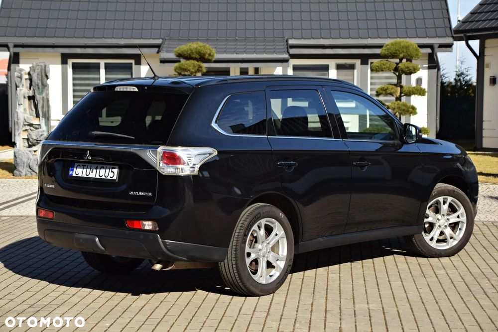 Mitsubishi Outlander - 5