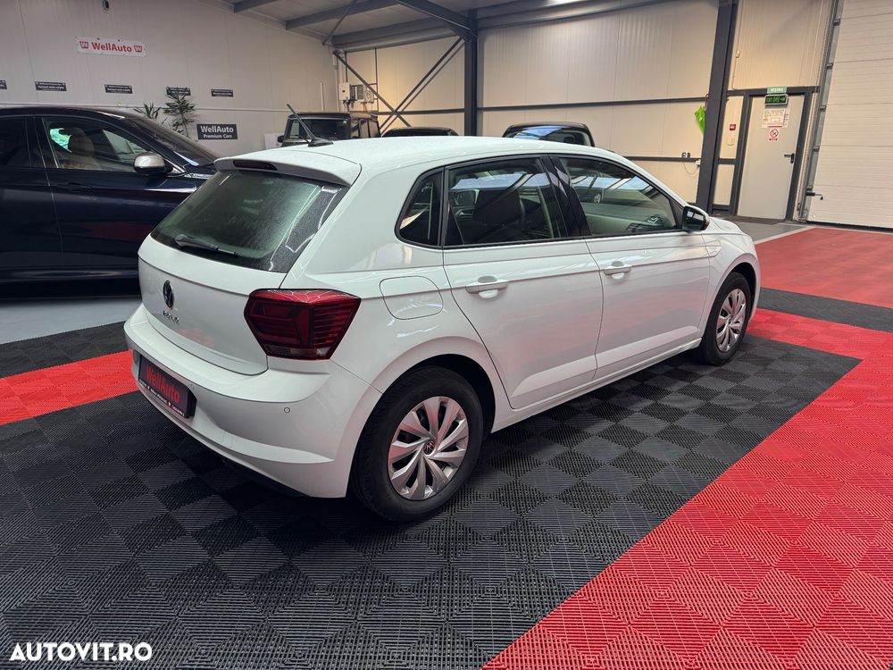 Volkswagen Polo - 5