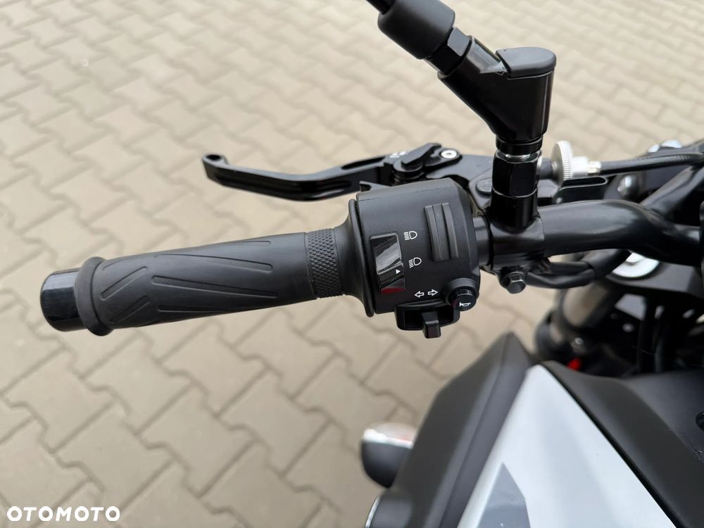Yamaha MT - 13