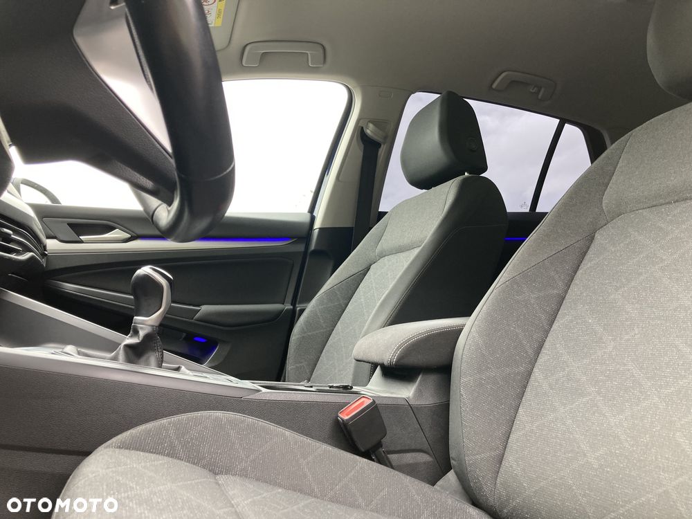 Volkswagen Golf 1.5 TSI BMT Comfortline - 14