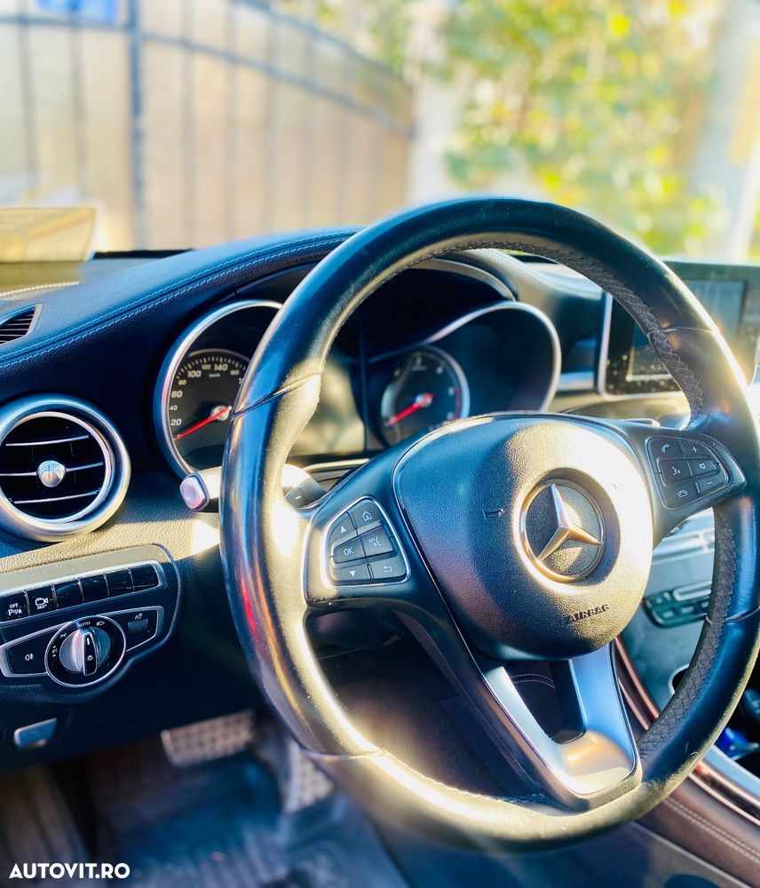 Mercedes-Benz GLC 220 d 4MATIC 9G-TRONIC - 9