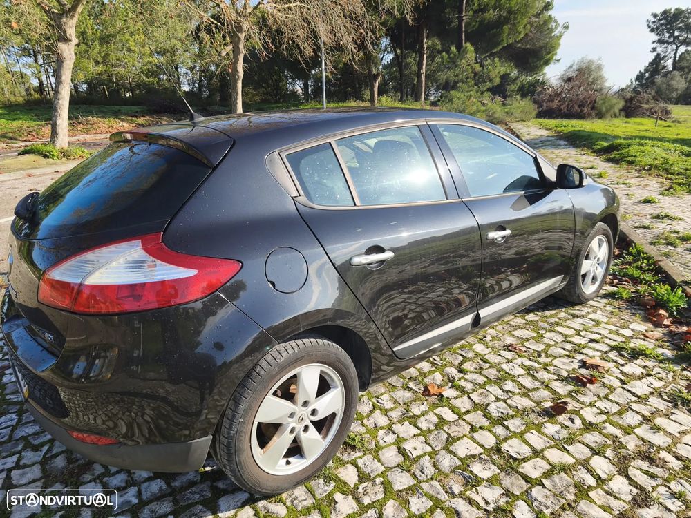 Renault Mégane 1.5 dCi Confort - 3