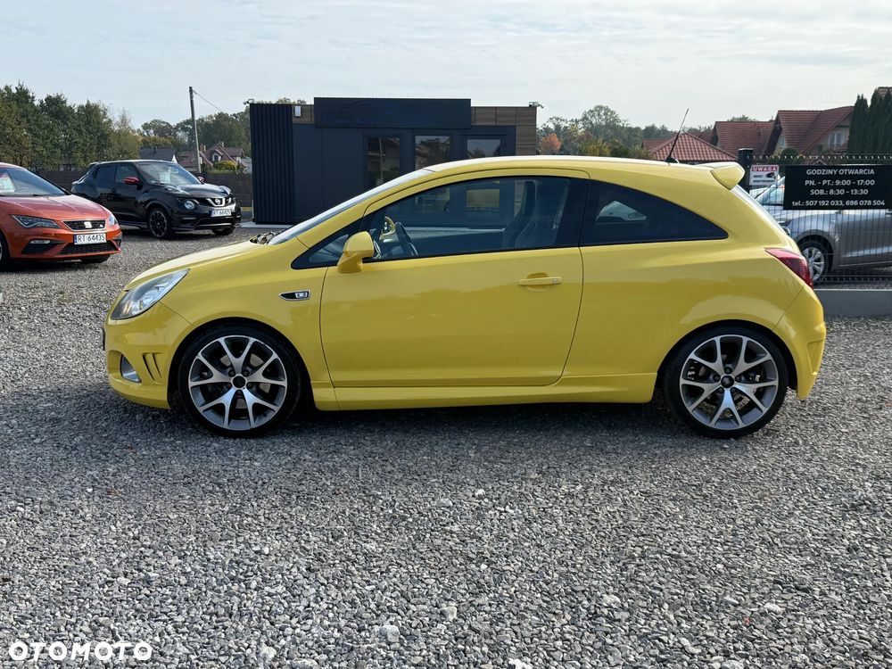 Opel Corsa 1.6 T OPC - 8