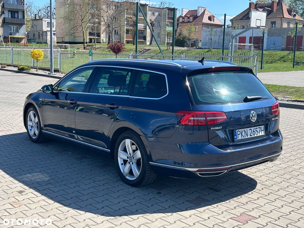 Volkswagen Passat 2.0 TDI Bi-Turbo BMT 4Mot Highline DSG - 4