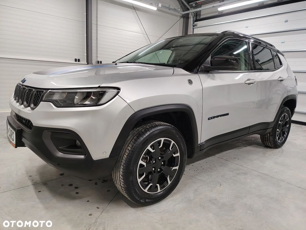 Jeep Compass 1.3 T4 4xe Automatik Trailhawk - 6