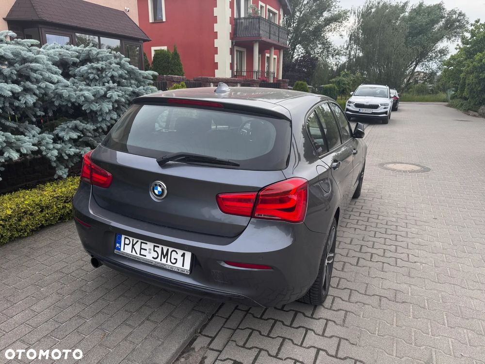 BMW Seria 1 118d Sport Line - 7