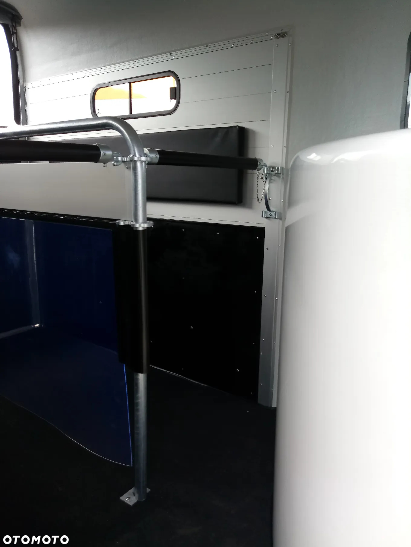 Cheval Liberte Gold III - 14
