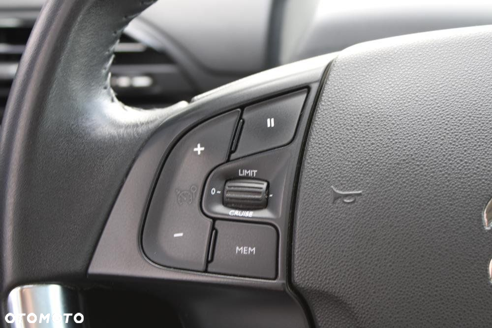 Citroën C4 SpaceTourer - 13