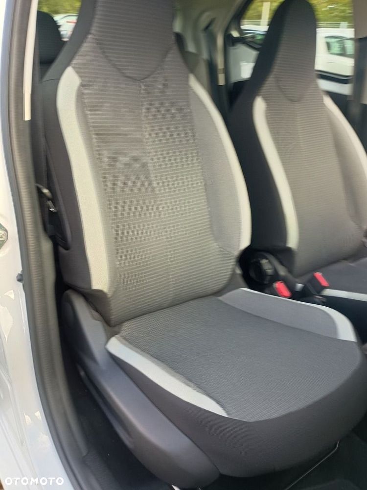 Toyota Aygo - 12