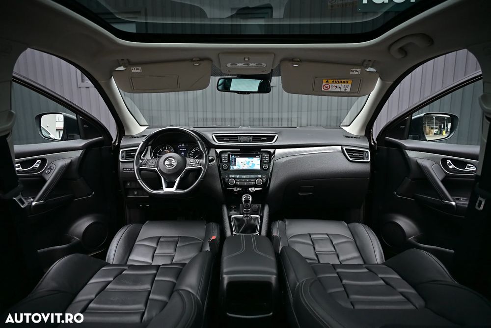Nissan Qashqai 1.6 DCI TEKNA+ - 8