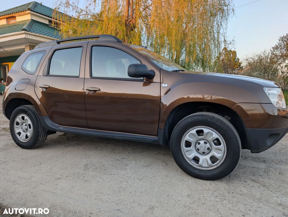 Dacia Duster 1.6 16V 105 4x2 Laureate - 3