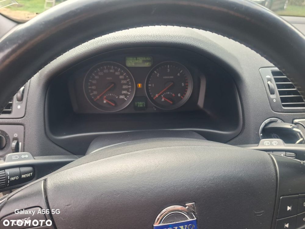 Volvo C30 1.6D Momentum - 11