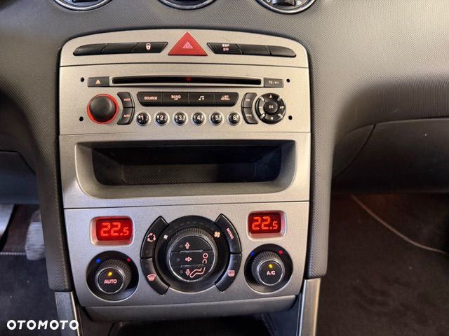 Peugeot 308 1.6 Premium - 32