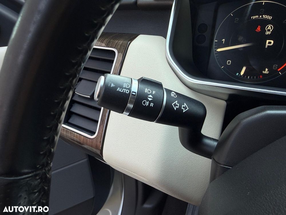 Land Rover Range Rover Sport - 28