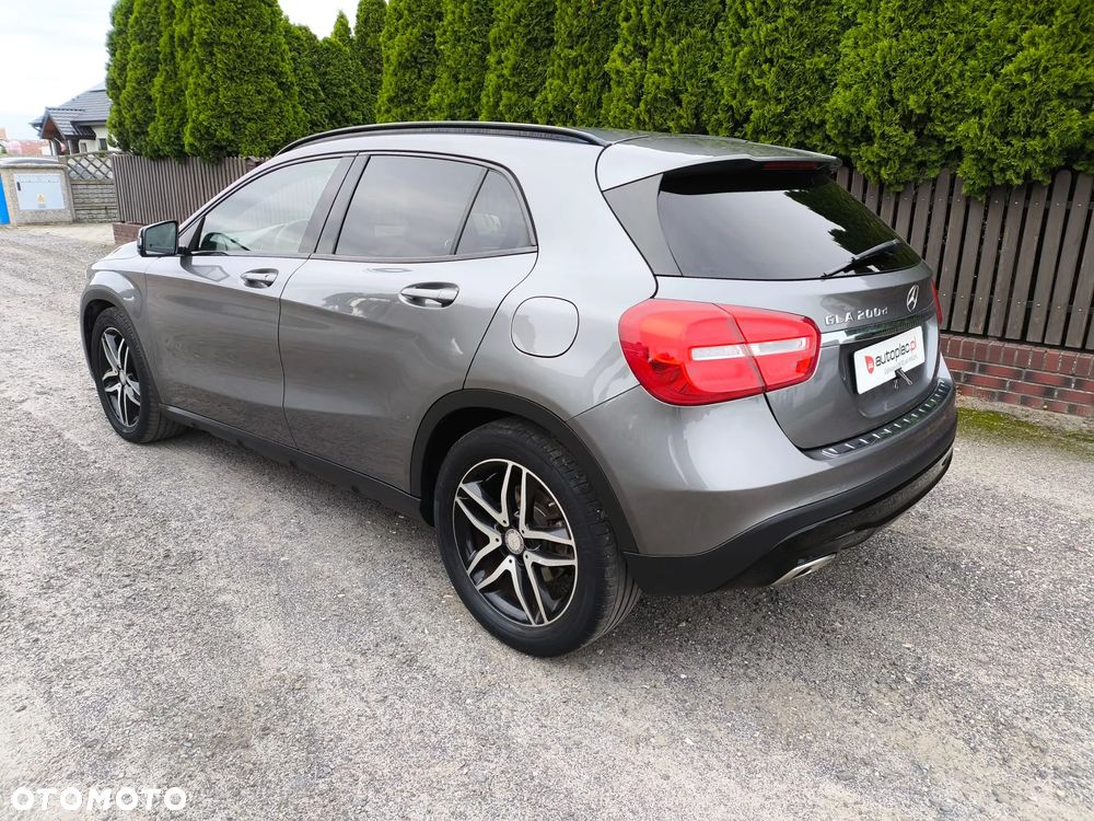 Mercedes-Benz GLA 200 (CDI) d 7G-DCT - 4