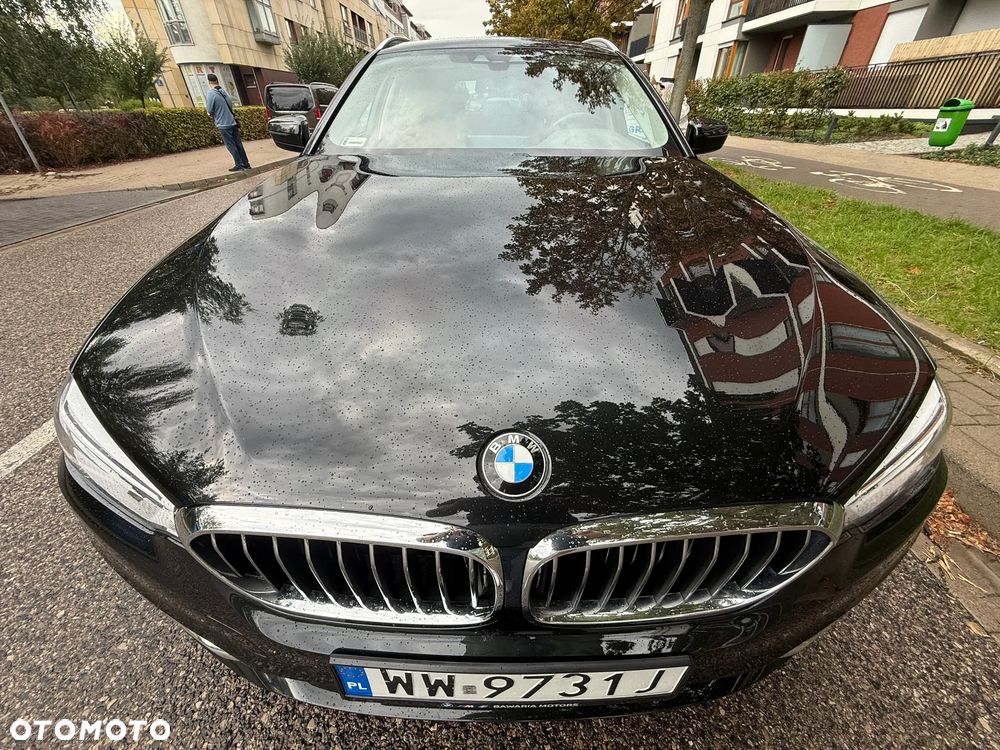 BMW Seria 5 530i xDrive Luxury Line - 9