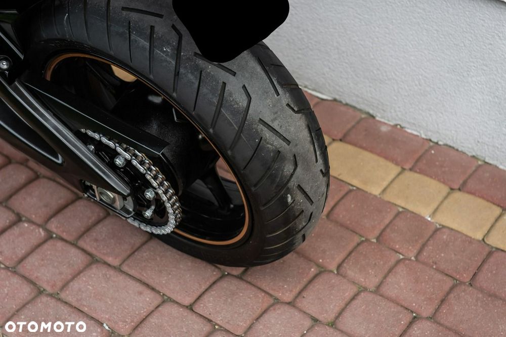 Yamaha FZ - 10