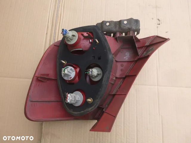LAMPA LEWY TYŁ LEWA TYLNA HONDA CIVIC VII 3D HB - 11