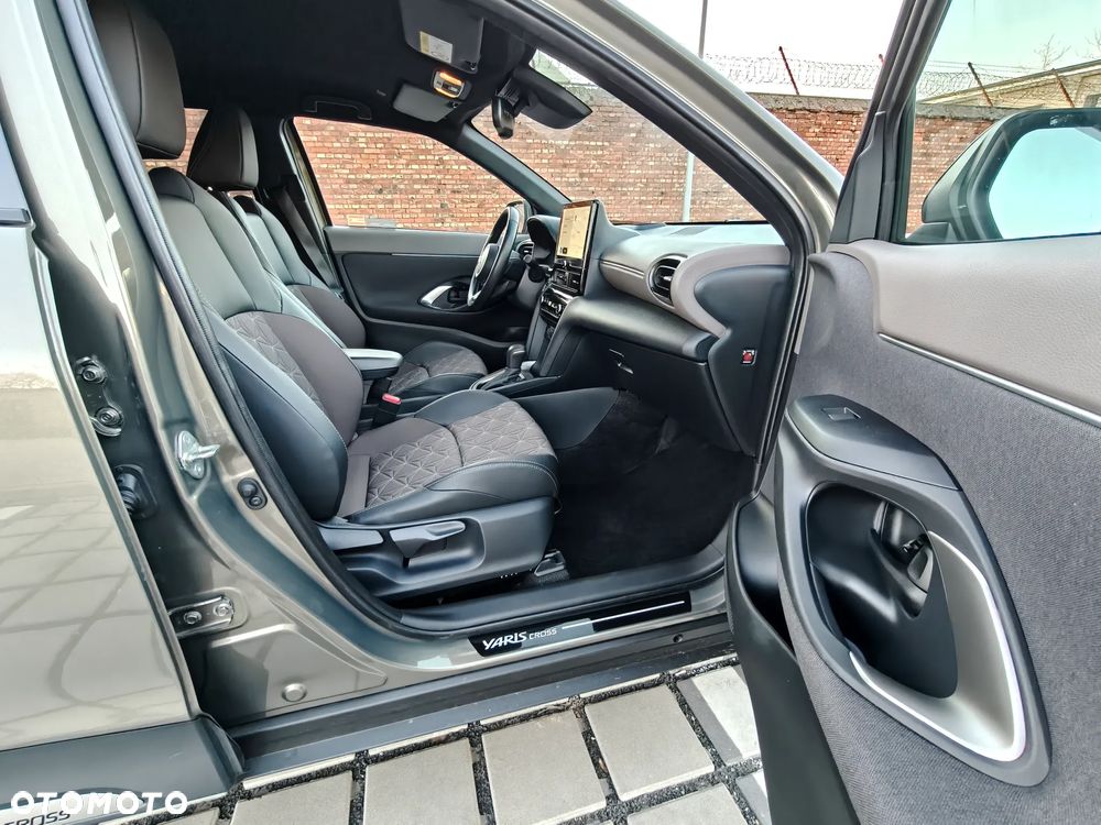 Toyota Yaris Hybrid 1.5 Executive - 10