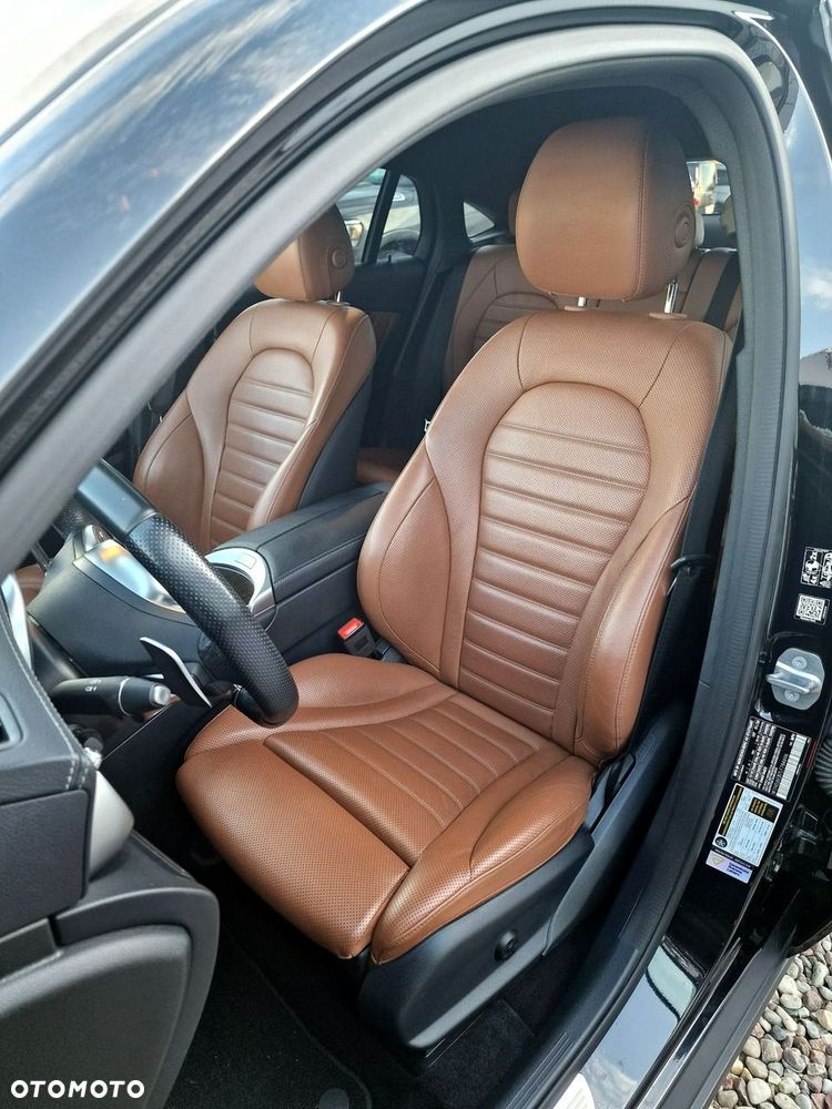 Mercedes-Benz GLC - 15