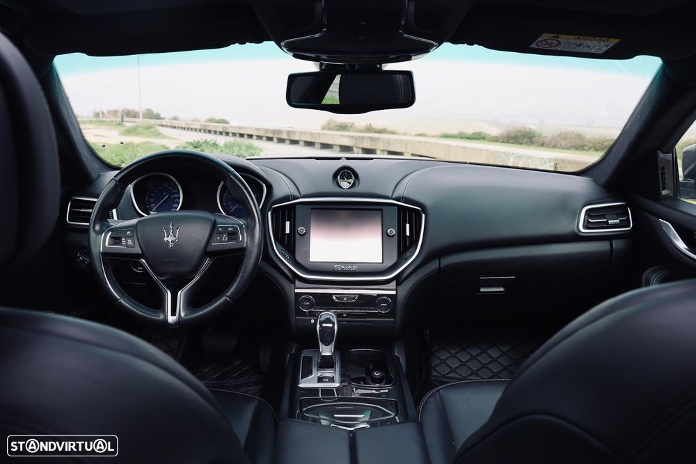 Maserati Ghibli Auto - 11