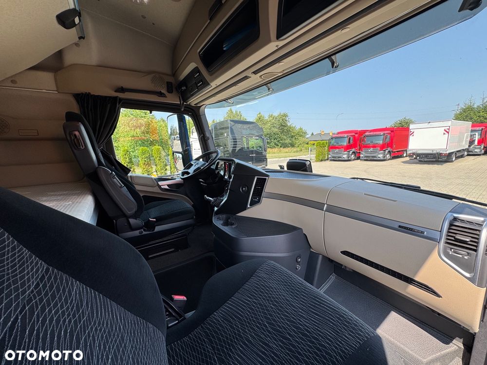 Mercedes-Benz Actros - 30