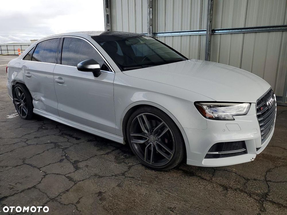 Audi S3 Limousine - 1