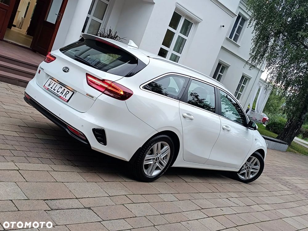 Kia Ceed 1.4 L Business Line Plus - 13