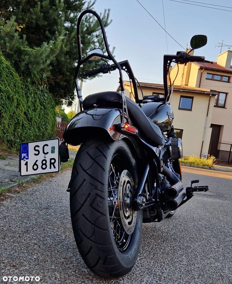 Harley-Davidson Dyna Street Bob - 14