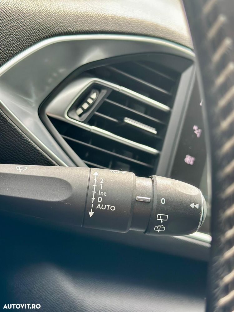 Peugeot 308 - 36
