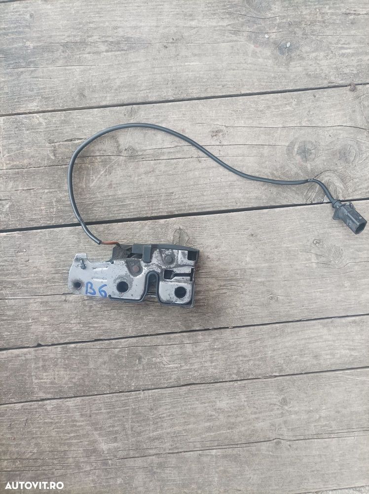 Broască încuietoare capotă față Volkswagen Passat B6 - 3