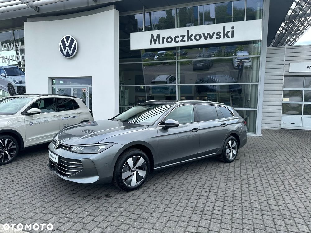 Volkswagen Passat 1.5 TSI EVO Elegance DSG - 2