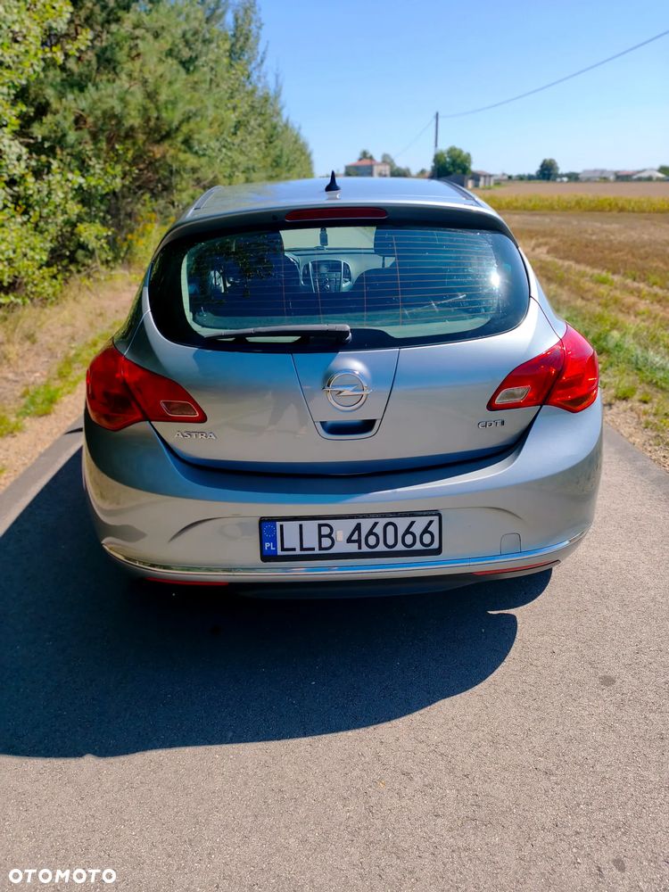 Opel Astra 1.7 CDTI Enjoy - 8