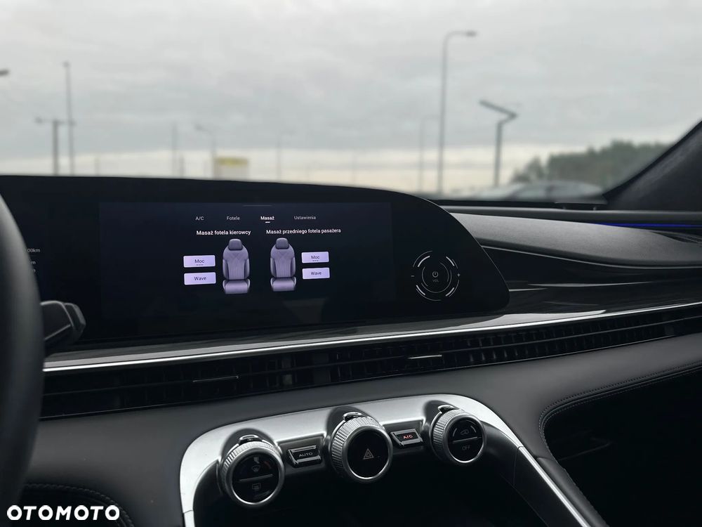 Omoda 9 1.5 Super Hybrid Exclusive AWD - 30